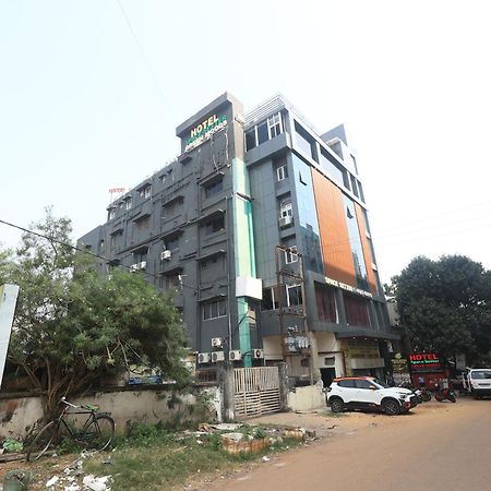 Hotel Space Setter Bhubaneswar Exteriör bild