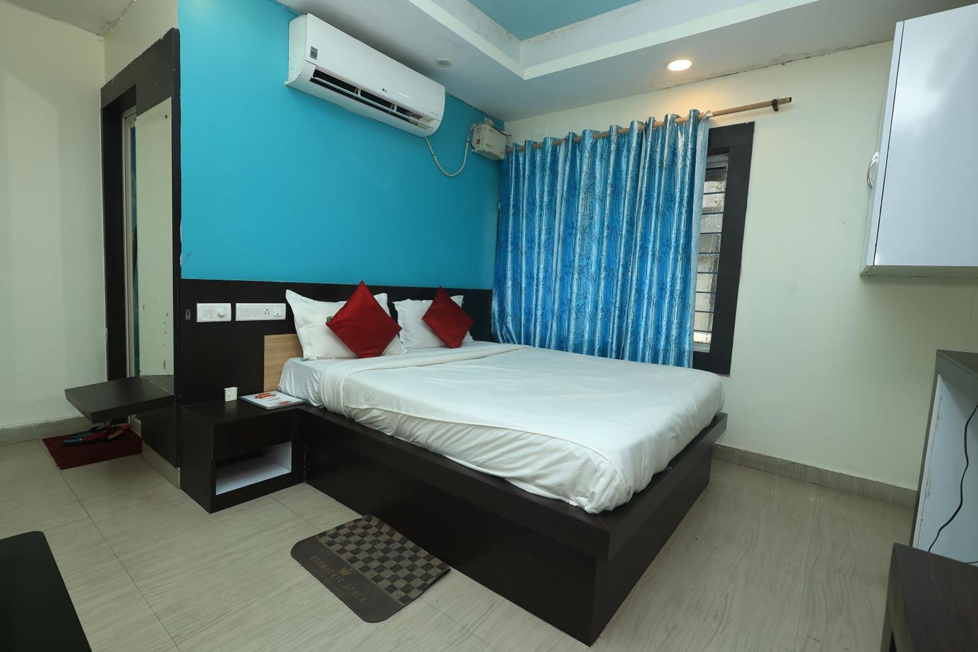 Hotel Space Setter Bhubaneswar Exteriör bild