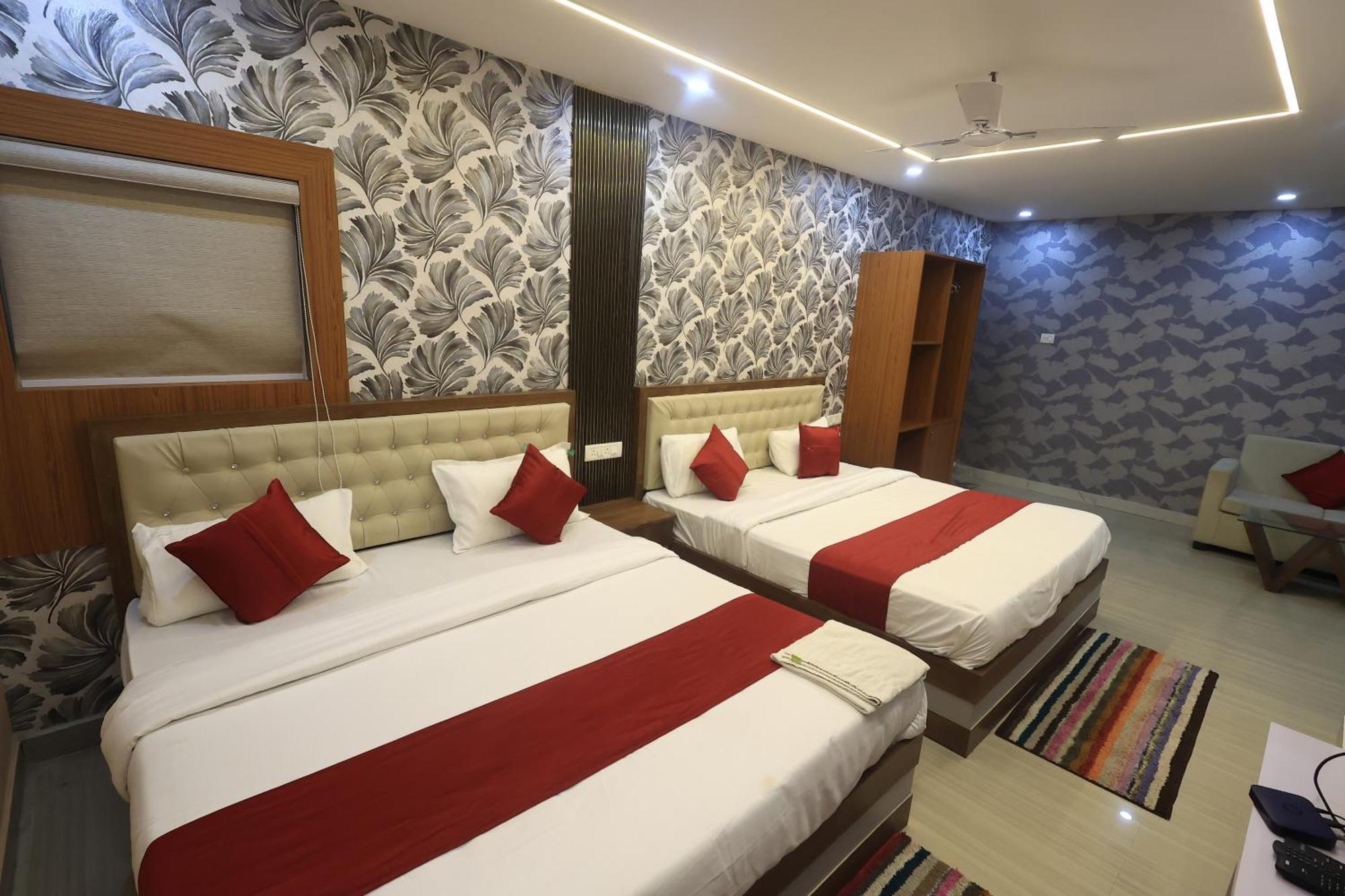 Hotel Space Setter Bhubaneswar Exteriör bild
